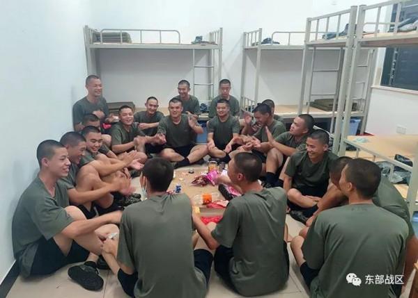 新兵入營已10天,他們表現怎麼樣? 新兵入營已10天,他們表現怎麼樣?