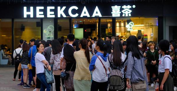 餐飲行業的“瘋狂”與“內卷”，餐飲未來的方向在哪裡？