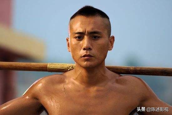 同樣是出道即巔峰，這7位明星，有人一巔幾十年，有人卻高開低走