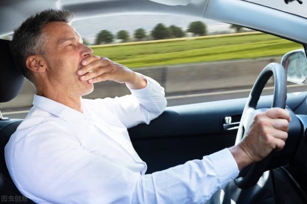 練太極拳不是為了用意不用力，而是相反，要只用力不用意