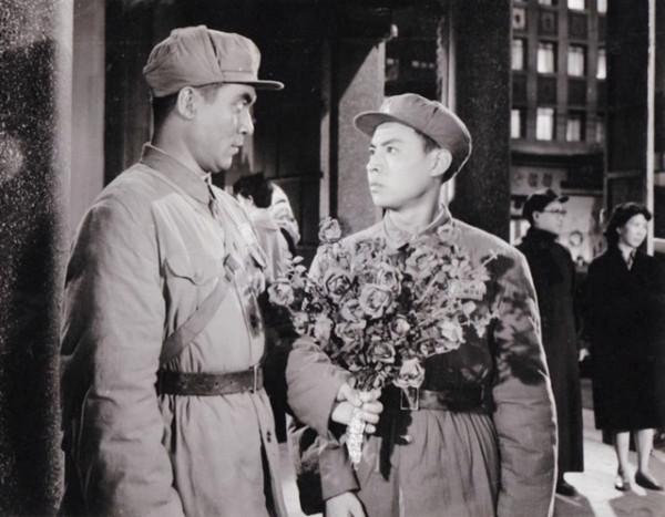 《霓虹燈下的哨兵》趙大大，與曹銀娣離婚後，袁嶽孤獨走完餘生？