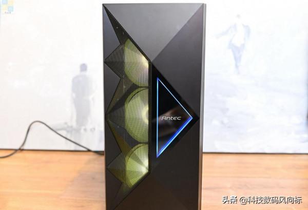 雙十一換個更漂亮的機箱,星曜者DF800上手 雙十一換個更漂亮的機箱,星曜者DF800上手