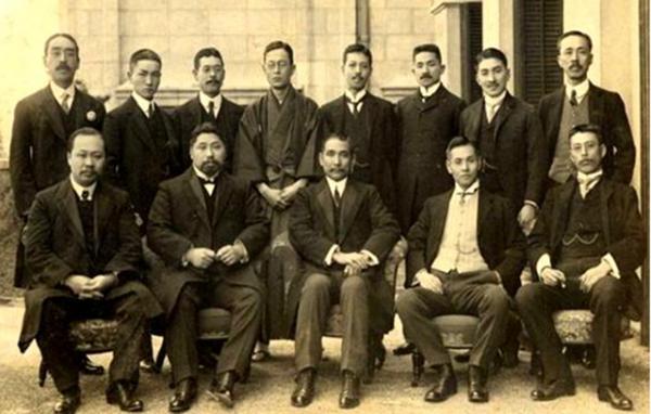 孫中山身後事:遺體險因張宗昌迷信風水被燒,張學良到碧雲寺阻止 孫中山身後事:遺體險因張宗昌迷信風水被燒,張學良到碧雲寺阻止