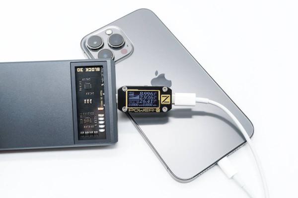 賽博朋克風滿滿,炫酷抓眼,TEGIC 30W冰格移動電源評測 賽博朋克風滿滿,炫酷抓眼,TEGIC 30W冰格移動電源評測