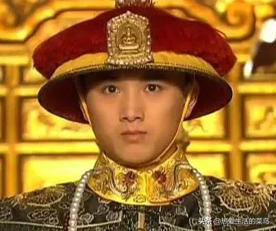 康熙與乾隆的第一次見面,康熙吃了一驚,即刻問乾隆阿瑪是誰 康熙與乾隆的第一次見面,康熙吃了一驚,即刻問乾隆阿瑪是誰