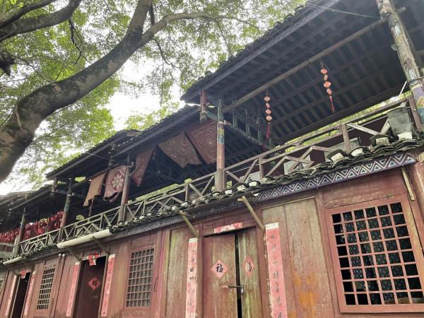 桂林的一個曾經很火,現在只剩工人的旅遊點 桂林的一個曾經很火,現在只剩工人的旅遊點