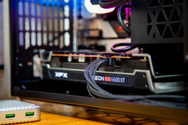 11代最後的倔強：七彩虹B560I+XFX RX 6600XT 裝機分享