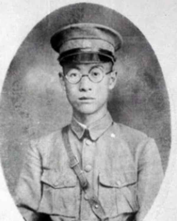 妻子去世10年後,他娶了妻子的妹妹,周恩來卻說:中國青年的楷模 妻子去世10年後,他娶了妻子的妹妹,周恩來卻說:中國青年的楷模