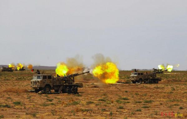 鏖戰塞外，直擊第77集團軍“鐵血紅軍旅”演訓一線