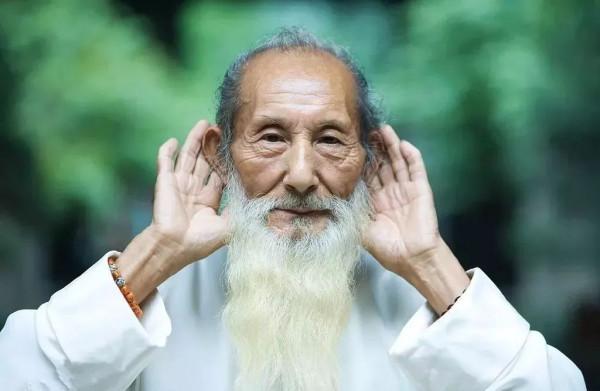 民間故事傳說:諸葛亮手中扇子的來歷 民間故事傳說:諸葛亮手中扇子的來歷