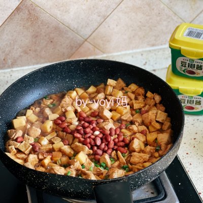 記住這幾個小技巧，做出來的醬爆雞丁才不會失敗