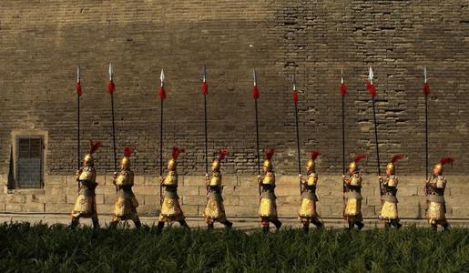 鍾紹京：字寫得好有多重要？不但可以做宰相，還能發動政變殺太后