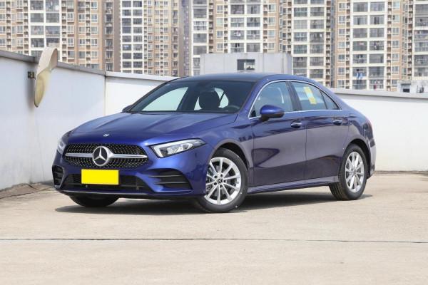 油耗5.4L的豪華入門級家轎,21.18萬起,內飾大氣檔次足,賓士A級 油耗5.4L的豪華入門級家轎,21.18萬起,內飾大氣檔次足,賓士A級