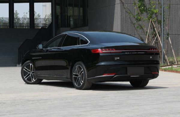 新能源車能否取代燃油車?只是時間的事,比亞迪8月賣了67630輛 新能源車能否取代燃油車?只是時間的事,比亞迪8月賣了67630輛