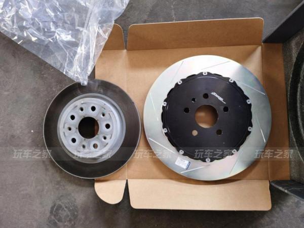 凱迪拉克CT6改裝前後剎車 升級19寸輪轂 凱迪拉克CT6改裝前後剎車 升級19寸輪轂