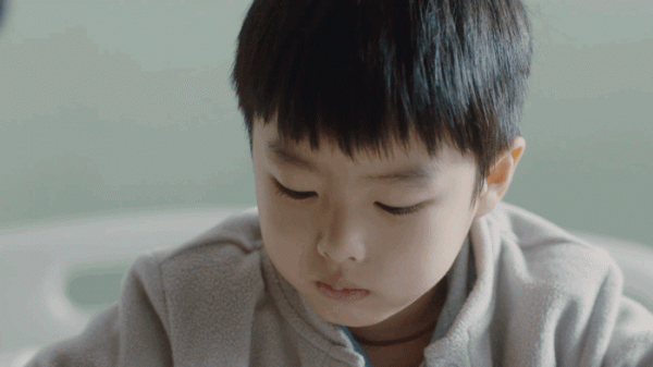 最“醜”星2代王驍：他憑什麼上位？