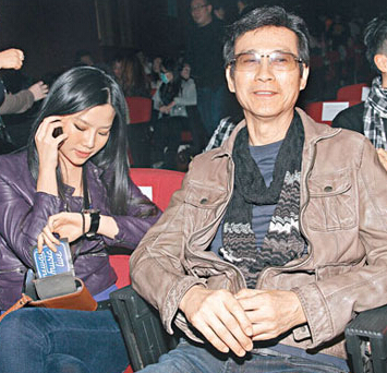 同樣是鄭少秋的女兒，沈殿霞和官晶華的女兒一對比，差距就出來了