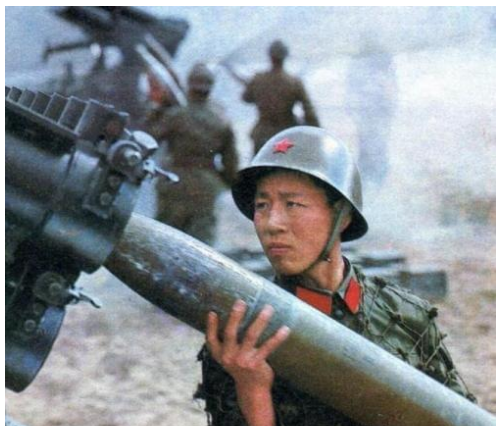 許世友在憑祥遠望被佔領土,大怒:這叫徒弟打師傅,恩將仇報 許世友在憑祥遠望被佔領土,大怒:這叫徒弟打師傅,恩將仇報