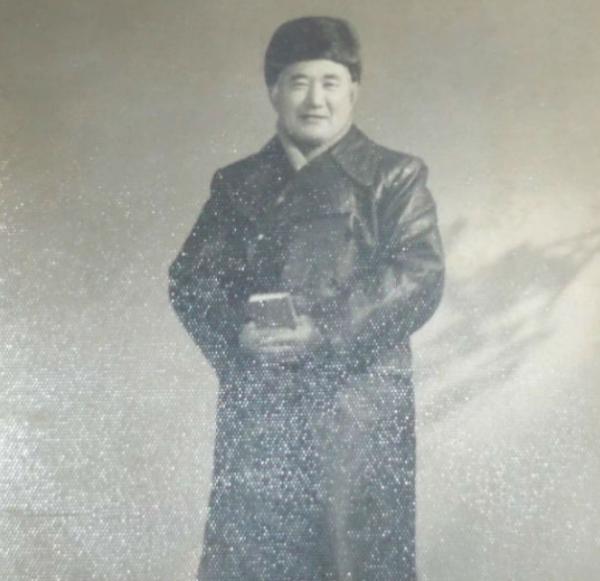 “紅都名醫”金茂嶽為江青接生，毛主席特別叮囑：不要特殊照顧她