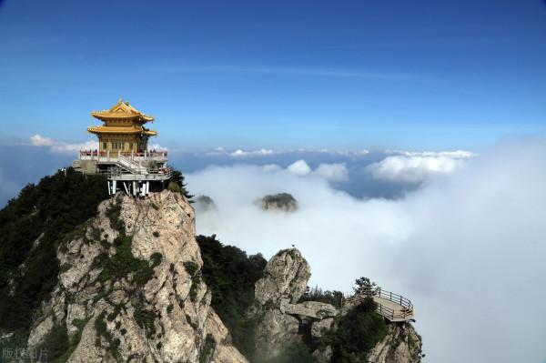永遇樂 登老君山遠眺