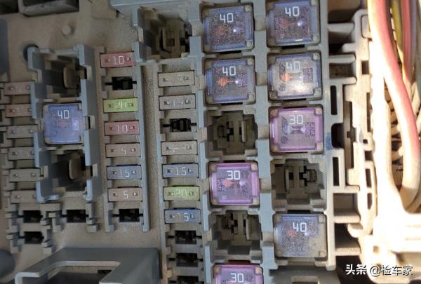 報價5萬塊的馬自達6睿翼,車商賣車不成倒賠錢,網友:打對摺 報價5萬塊的馬自達6睿翼,車商賣車不成倒賠錢,網友:打對摺