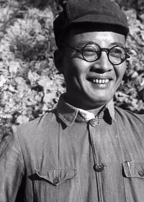 飛奪瀘定橋後咋走?毛主席提3條路線,第3條最險為何眾人支援? 飛奪瀘定橋後咋走?毛主席提3條路線,第3條最險為何眾人支援?