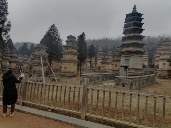 帶著母親看天下（少林寺景區）