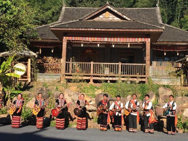 苦等5年，中國首條跨國高鐵通車了，雲南這座慢城正適合冬季出發