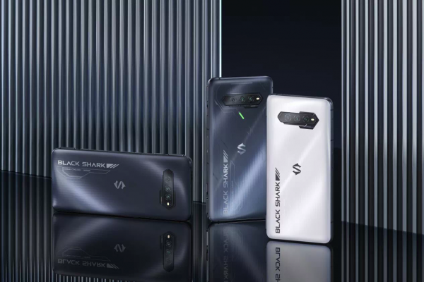 看看今天的黑鯊釋出會釋出了什麼 看看今天的黑鯊釋出會釋出了什麼