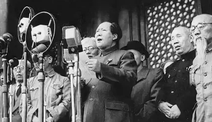 1949年毛主席請張治中來中南海,毛主席:給彭總做助手,委屈了吧 1949年毛主席請張治中來中南海,毛主席:給彭總做助手,委屈了吧