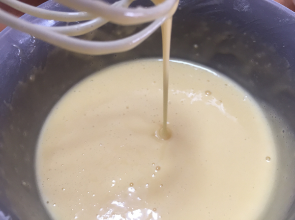 雞蛋餅也玩時尚，百變鏤空蕾絲款