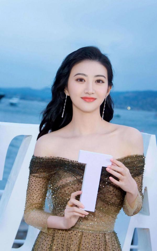 著名演員景甜，真的很甜，美麗大方