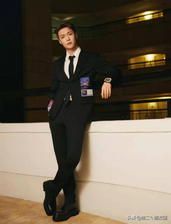 今天不是合約到期，而是發新歌？找張藝興代言，送新歌一首