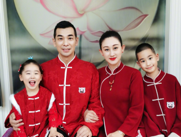 星二代虎年變化大：多多妝太濃、曹格女兒變辣妹，甜馨越長越像媽