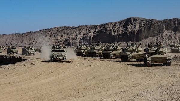 強強對決！中美陸軍各自的精銳部隊，誰才是現代戰場的王者？