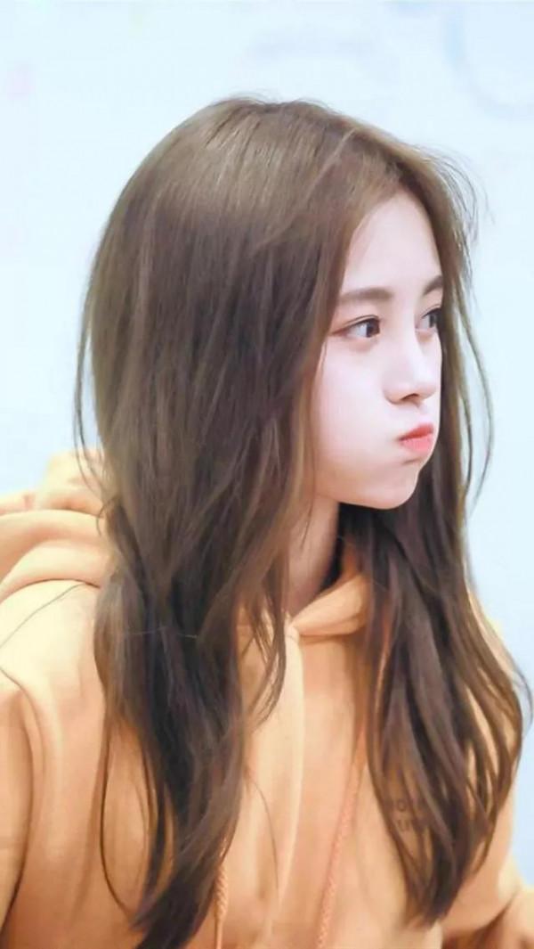 鞠婧禕美照一冊，欣賞