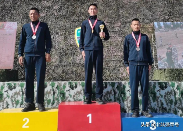 強軍故事會 &vert; 入伍四年兩次立功，他咋這麼牛？！