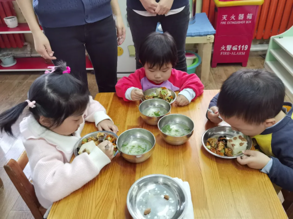 寶寶吃飯難?淘樂思這裡有小妙招 寶寶吃飯難?淘樂思這裡有小妙招