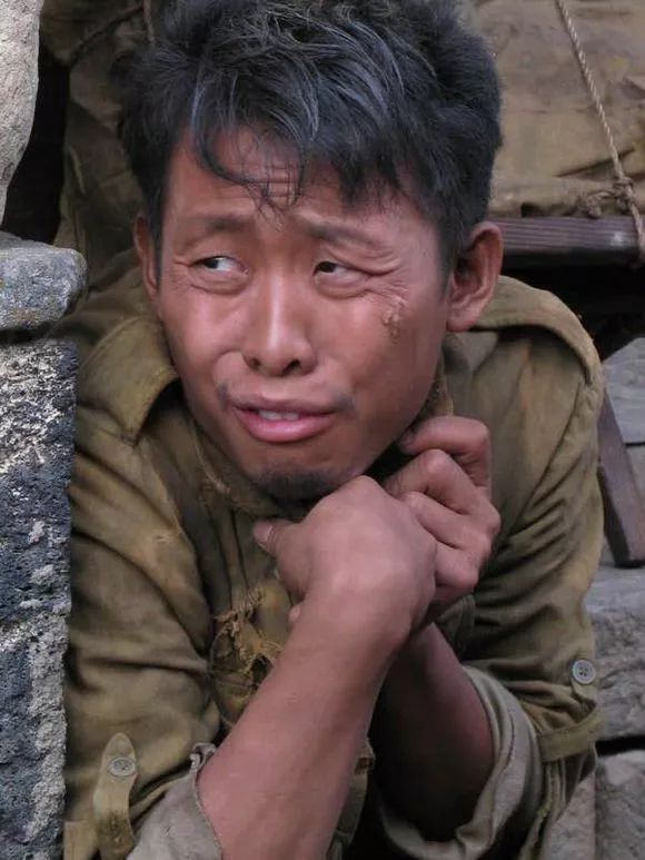 油頭粉面就不要演軍人了!這5位演員讓你知道,什麼才是英姿颯爽 油頭粉面就不要演軍人了!這5位演員讓你知道,什麼才是英姿颯爽