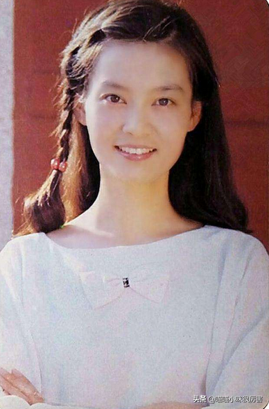 年過50歲，無兒無女的5位女名人，丁克背後有成功也有遺憾