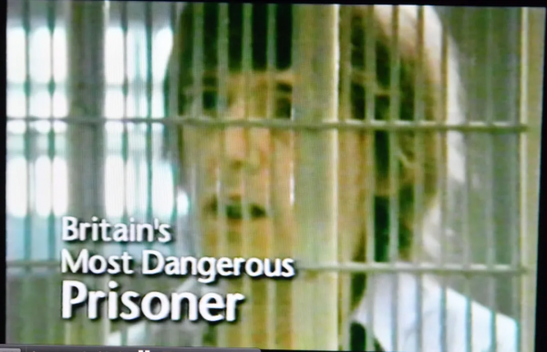 英國“漢尼拔”專殺虐童變態，孤獨被關押38年，想重回獄友群被拒