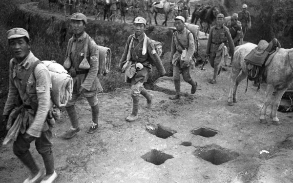 日本投降四個月後，高郵日軍殺害使者拒不投降，粟裕直接將其全殲