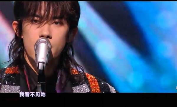 “真唱”熱搜登頂太諷刺，華語樂壇最後一塊遮羞布，還是被撕下了