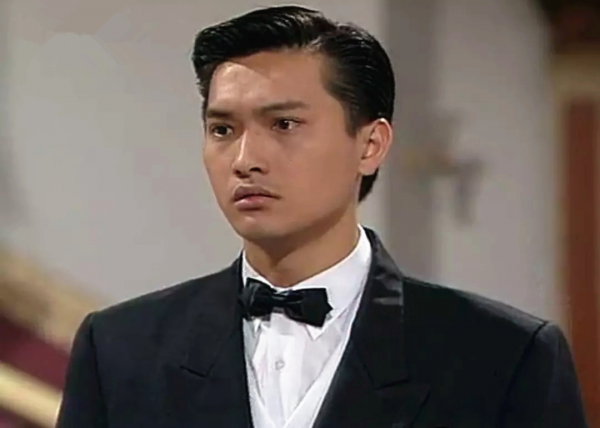 54歲陳錦鴻酒吧跑商演賺錢養家！為照顧自閉症兒子，已放棄要二胎