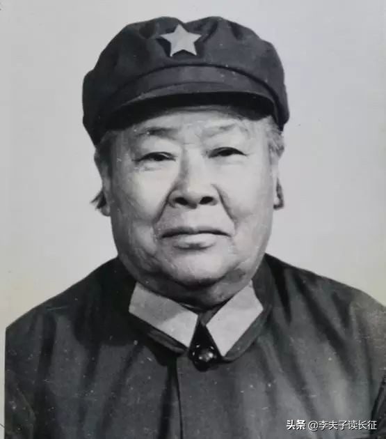 長征途中,30位女紅軍中有4位分娩,孩子卻不得不寄養在老鄉家 長征途中,30位女紅軍中有4位分娩,孩子卻不得不寄養在老鄉家