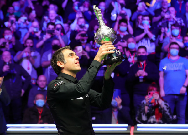 最新，斯諾克世界冠軍4連勝，周躍龍1勝2負或被淘汰，147先生墊底