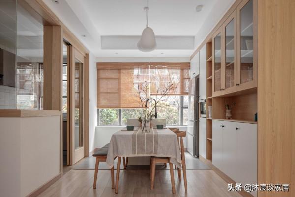 這對夫妻很明智，整個家不過度裝修，輕鬆打造出溫暖治癒人心的家