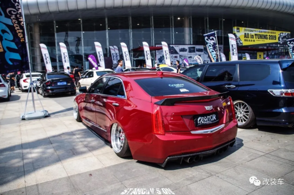 凱迪拉克ATS-L泡水了怎麼辦?不用慌先改套MB寬體壓壓驚 凱迪拉克ATS-L泡水了怎麼辦?不用慌先改套MB寬體壓壓驚