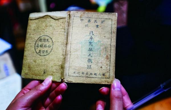 他給毛主席當過8年司機，官至正廳，晚年提到主席：眼裡充滿敬仰