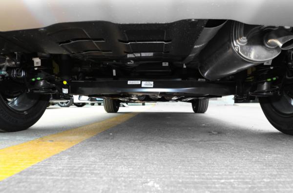 21款奕跑起售價低至6.98萬元，價效比還是比高不過自主品牌